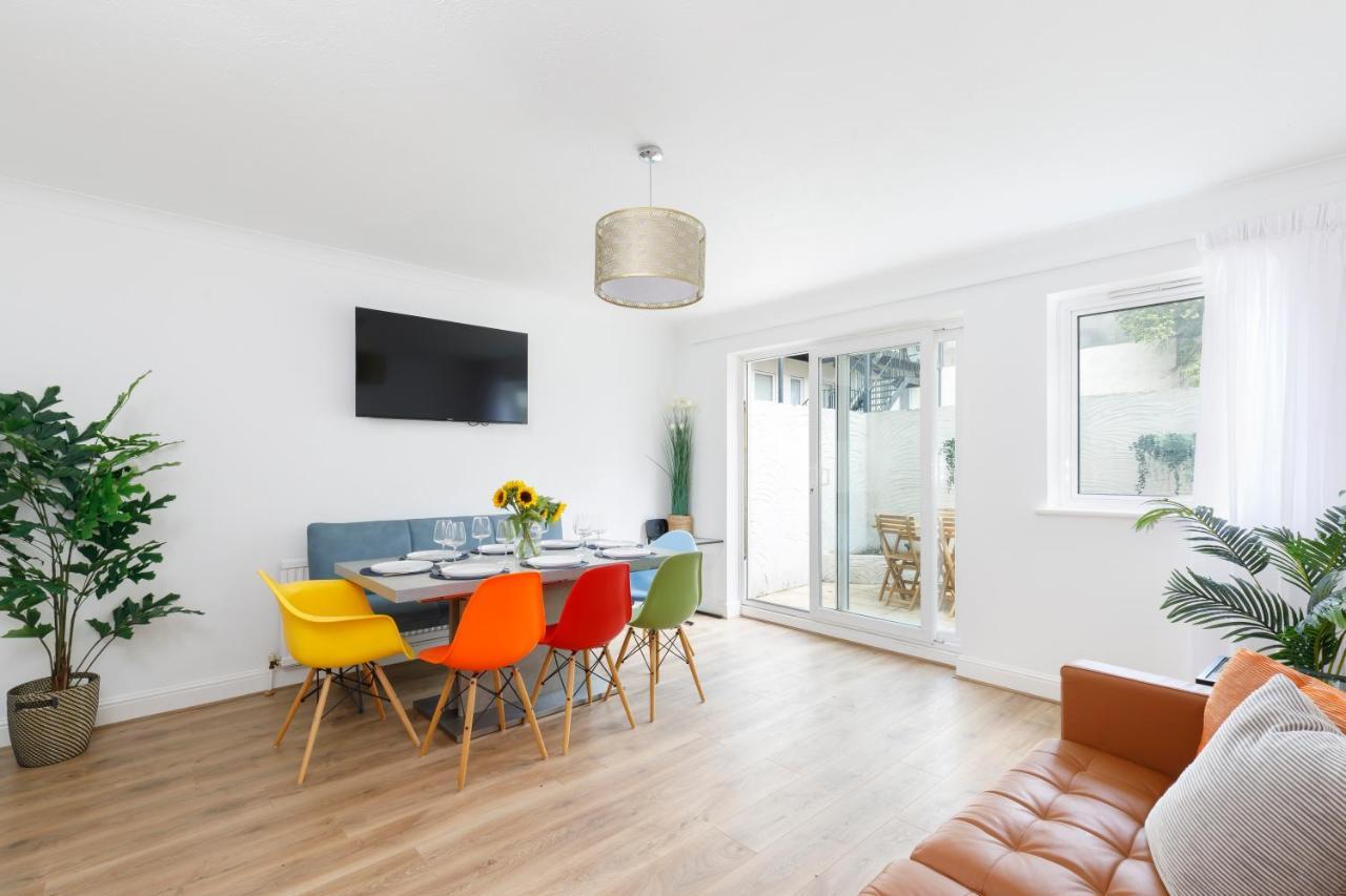Beachside Retreat 2-Bedroom Gem With Free Private Parking & Outdoor Space Hove Exterior foto